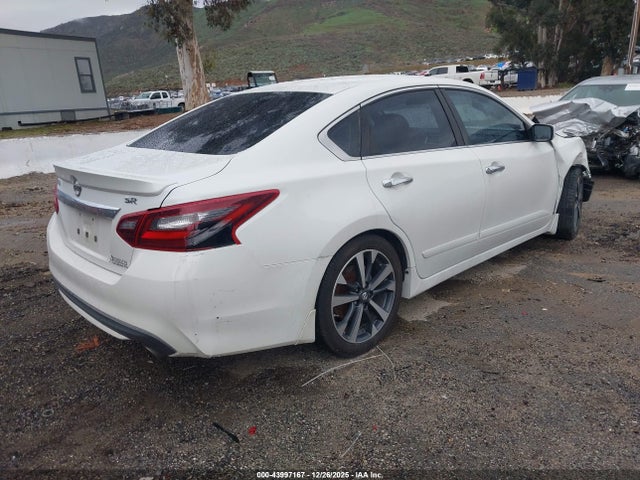 Nissan Altima 2.5 Sr 2017 1N4AL3APXHN330340 Image 4