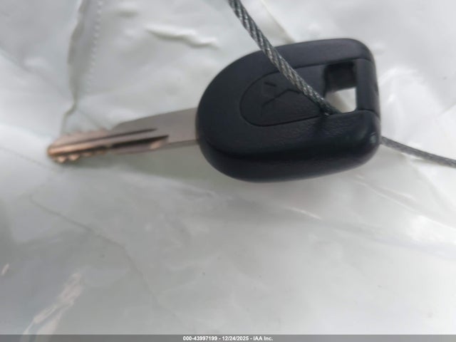 2003 MITSUBISHI ECLIPSE SPYDER 4A3AE75H13E017102 Photo 10