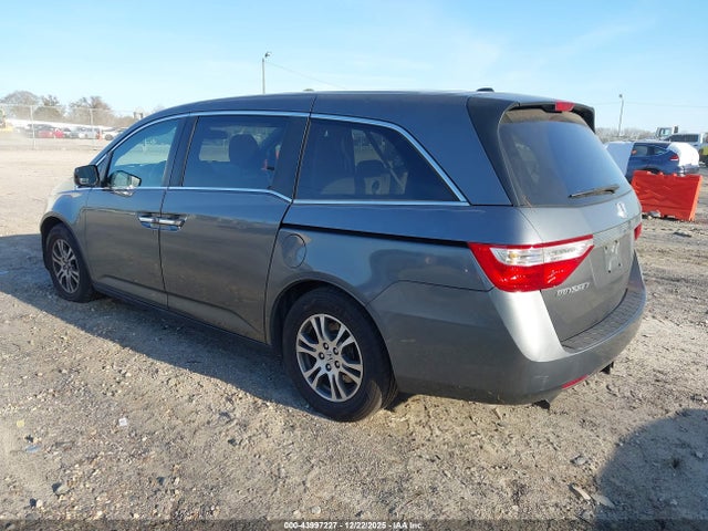 2013 HONDA ODYSSEY 5FNRL5H69DB024907 Photo 2