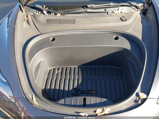 2023 TESLA MODEL 3 5YJ3E1EA3PF422698 Photo 9