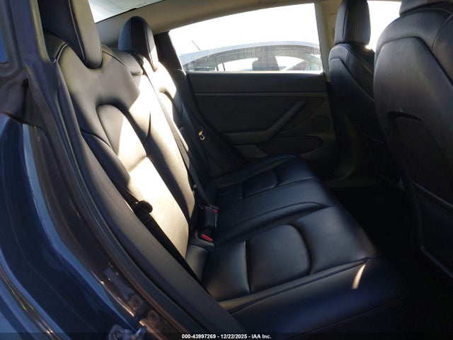2023 TESLA MODEL 3 5YJ3E1EA3PF422698 Photo 7