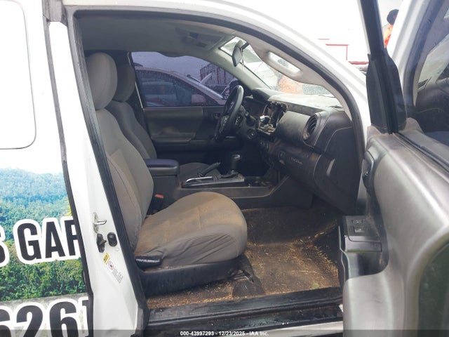 5TFRX5GN9HX097249 Toyota Tacoma Sr
