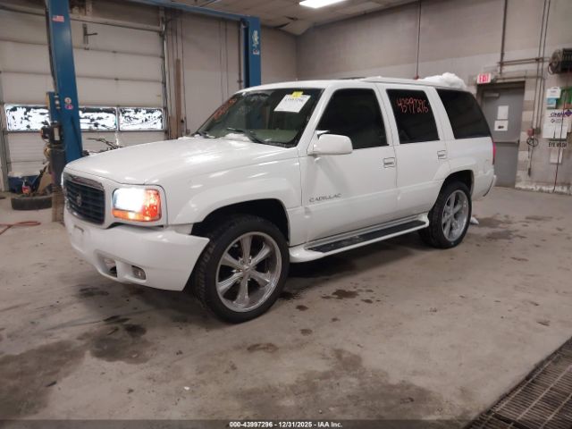 2000 CADILLAC ESCALADE 1GYEK13R3YR118965 Photo 1