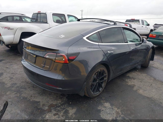 2019 TESLA MODEL 3 5YJ3E1EB4KF213701 Photo 3