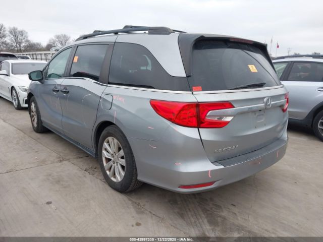 2018 HONDA ODYSSEY 5FNRL6H22JB037139 Photo 2