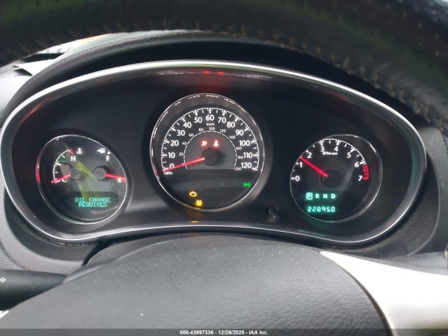 Chrysler 200 Limited 2014 1C3CCBCGXEN172477 Image 7