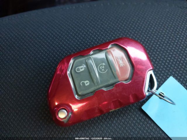 2022 JEEP WRANGLER UNLIMITED 1C4HJXDG7NW201141 Photo 10