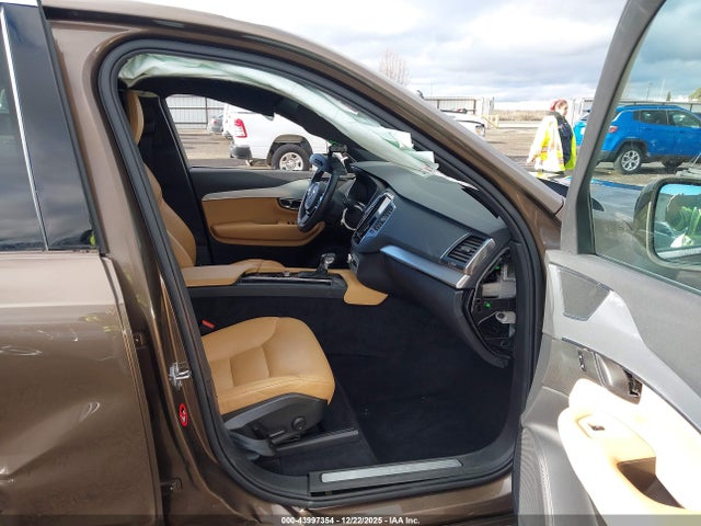 2017 VOLVO XC90 YV4102XK7H1143215 Photo 4
