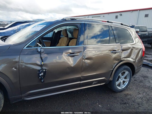 2017 VOLVO XC90 YV4102XK7H1143215 Photo 5