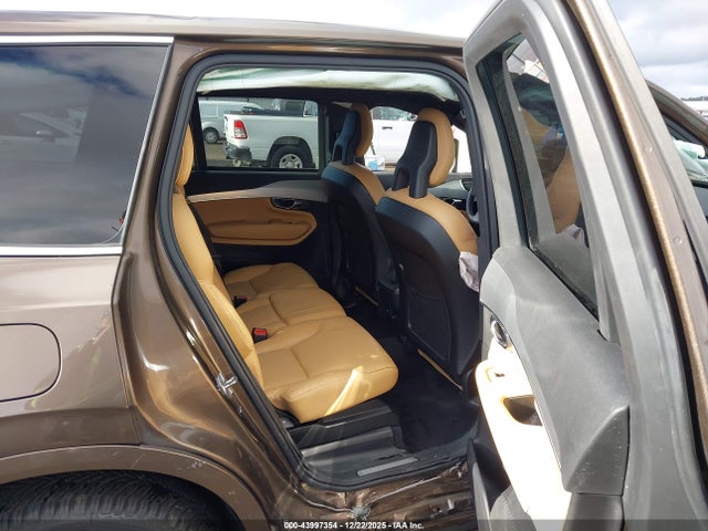 2017 VOLVO XC90 YV4102XK7H1143215 Photo 7