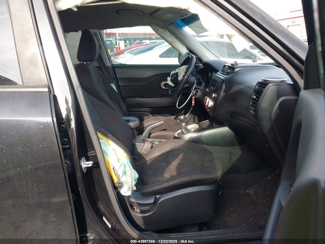 KNDJN2A2XG7847174 KIA Soul