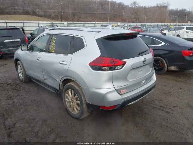 2018 NISSAN ROGUE JN8AT2MV3JW344308 Photo 2