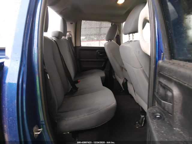 2018 RAM 1500 1C6RR6FG6JS347835 Photo 7