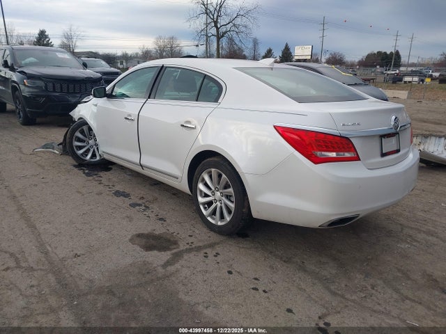2015 Buick Lacrosse Leather მანქანა იყიდება აუქციონზე, vin: 1G4GB5G37FF189754, აუქციონის ნომერი: 43997458