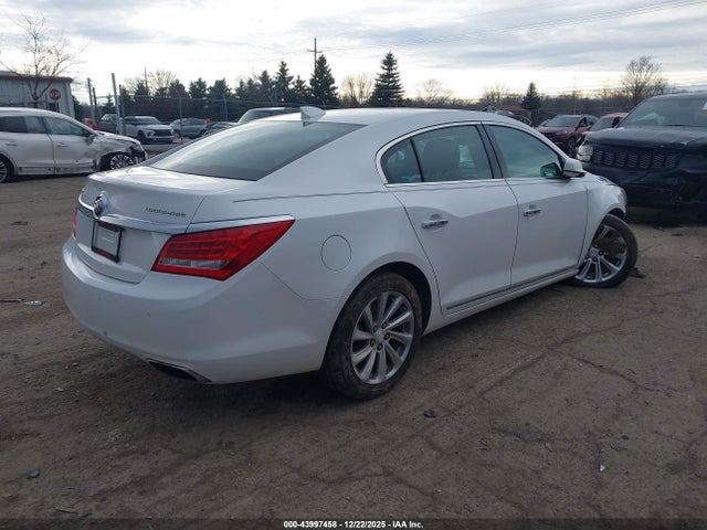 2015 Buick Lacrosse Leather მანქანა იყიდება აუქციონზე, vin: 1G4GB5G37FF189754, აუქციონის ნომერი: 43997458