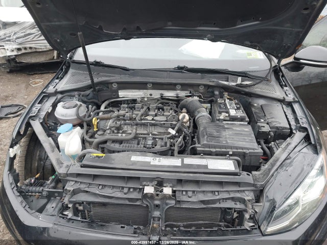2018 VOLKSWAGEN GOLF R WVWWF7AU8JW183679 Photo 9