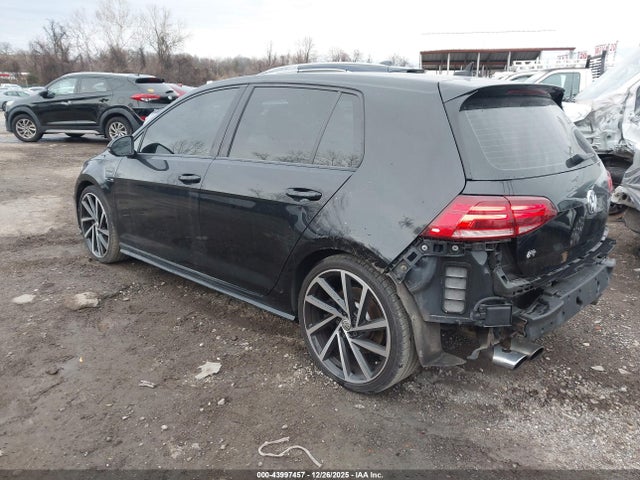 2018 VOLKSWAGEN GOLF R WVWWF7AU8JW183679 Photo 2