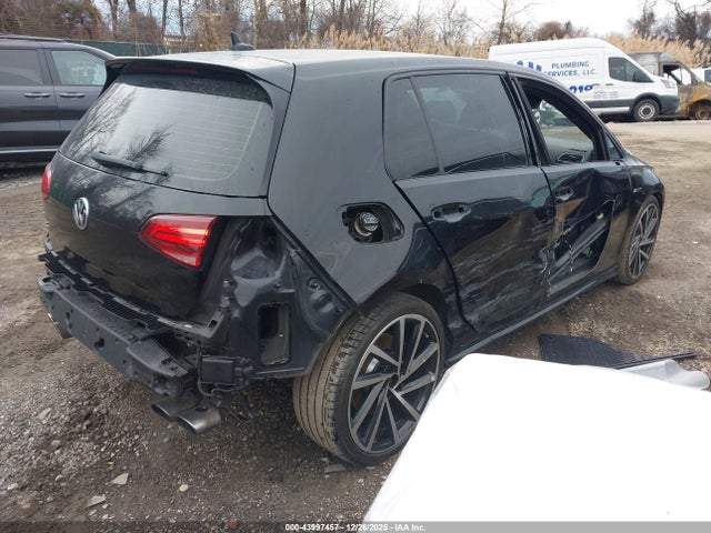 2018 VOLKSWAGEN GOLF R WVWWF7AU8JW183679 Photo 3