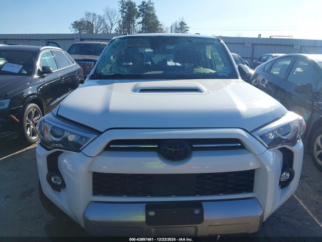 2021 TOYOTA 4RUNNER JTERU5JR9M5925242 Photo 5