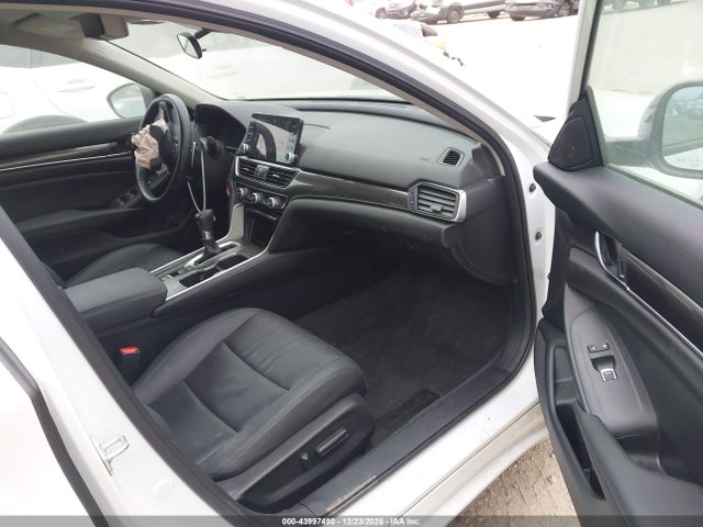 1HGCV1F41NA084699 Honda Accord Sport Special Edition