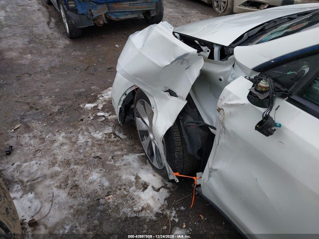 2023 TESLA MODEL Y 7SAYGAEE3PF960131 Photo 5