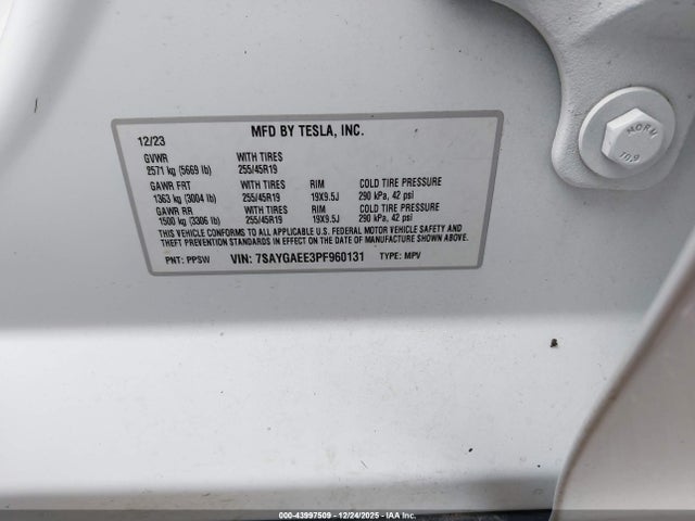 2023 TESLA MODEL Y 7SAYGAEE3PF960131 Photo 8