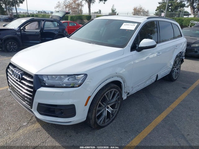 2019 AUDI Q7 WA1VAAF70KD041134 Photo 1