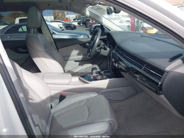 2019 AUDI Q7 WA1VAAF70KD041134 Photo 4