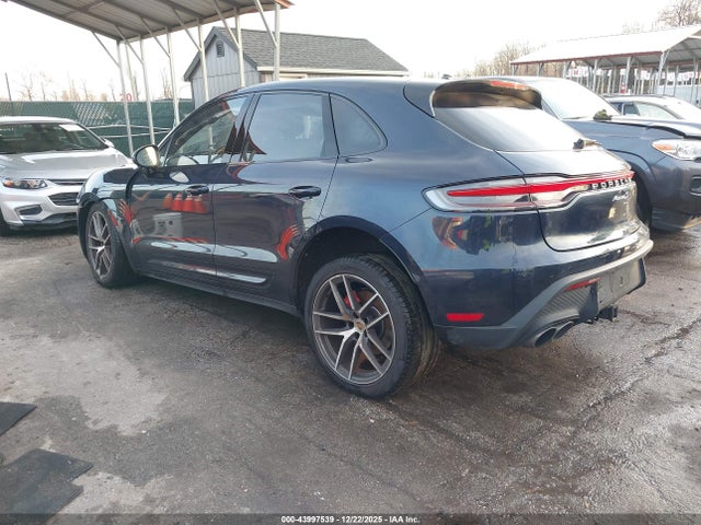 2023 PORSCHE MACAN WP1AG2A51PLB37753 Photo 2