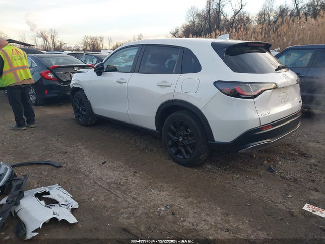 2024 HONDA HR-V 3CZRZ2H50RM744937 Photo 2