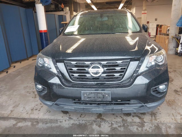 5N1DR2MN1JC662786 Nissan Pathfinder Sl