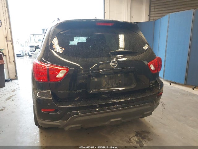 5N1DR2MN1JC662786 Nissan Pathfinder Sl