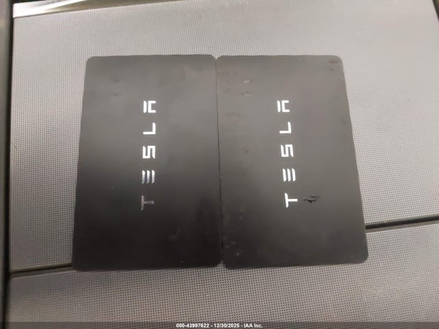 2026 TESLA MODEL Y 7SAYGDEE7TA472261 Photo 10