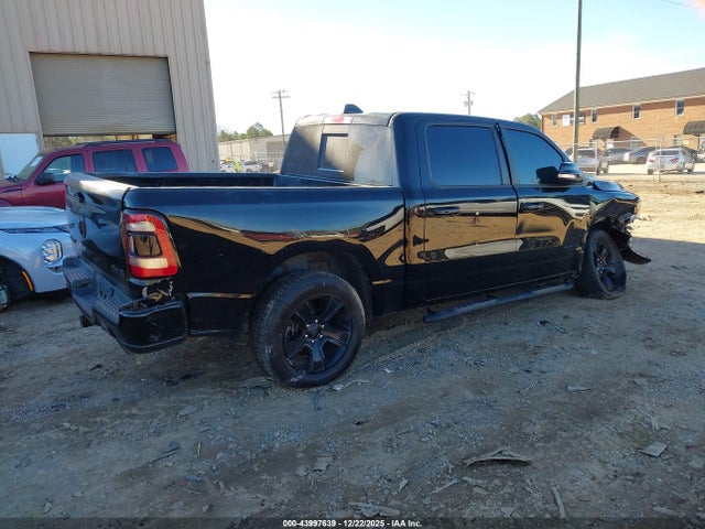 2020 RAM 1500 1C6SRFFT0LN208218 Photo 3
