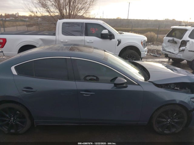 Mazda Mazda3 2.5 S Carbon Edition 2023 3MZBPBCM2PM367999 Image 13