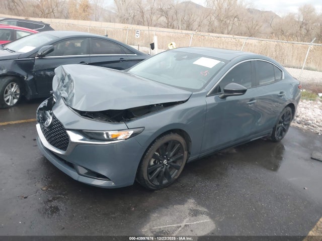 Mazda Mazda3 2.5 S Carbon Edition 2023 3MZBPBCM2PM367999 Image 2