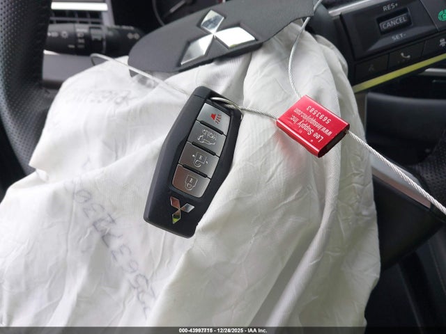 2023 MITSUBISHI OUTLANDER JA4J3UA86PZ060081 Photo 10