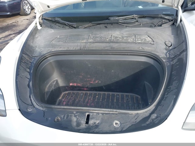 2022 TESLA MODEL Y 7SAYGDEE6NF480132 Photo 9