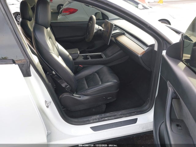 2022 TESLA MODEL Y 7SAYGDEE6NF480132 Photo 4