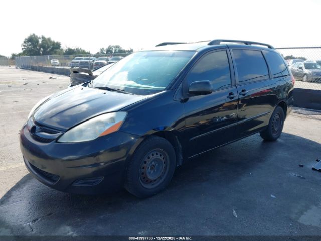 2010 TOYOTA SIENNA 5TDKK4CC1AS329370 Photo 1