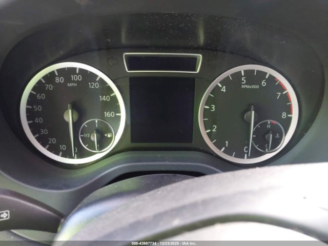 2017 INFINITI QX30 SJKCH5CR5HA035066 Photo 6