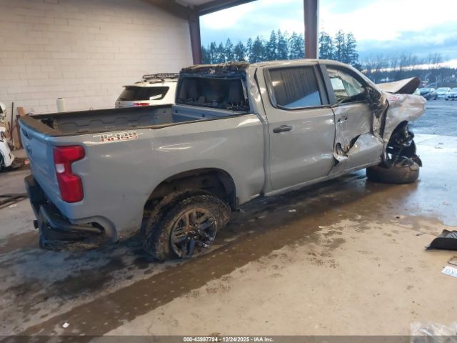 2024 CHEVROLET SILVERADO 1500 3GCUDCE81RG215062 Photo 3