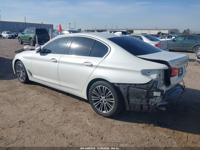 2020 BMW 530I WBAJR7C05LCD09948 Photo 2