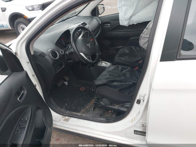 2015 MITSUBISHI MIRAGE ML32A4HJ9FH044361 Photo 4