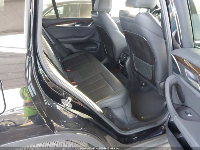 2019 BMW X3 5UXTR7C52KLF29391 Photo 7