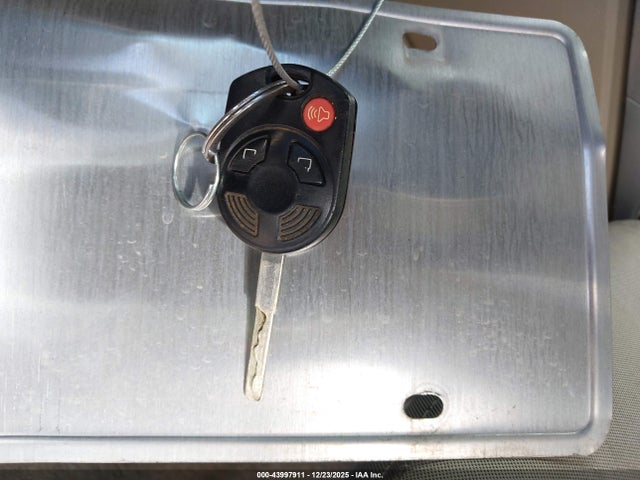 1FMCU9GX2GUA29524 Ford ESCAPE SE