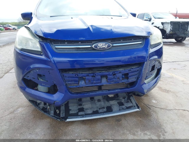 1FMCU9GX2GUA29524 Ford ESCAPE SE