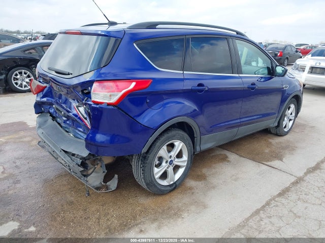 1FMCU9GX2GUA29524 Ford ESCAPE SE