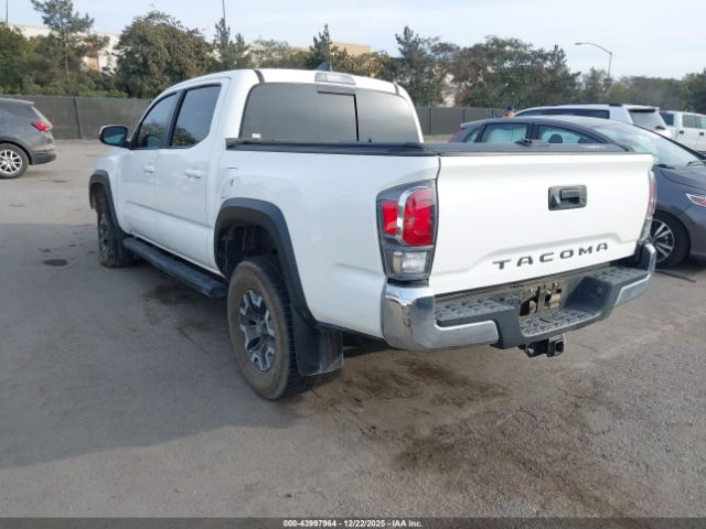 2021 TOYOTA TACOMA 3TMCZ5AN7MM415393 Photo 2