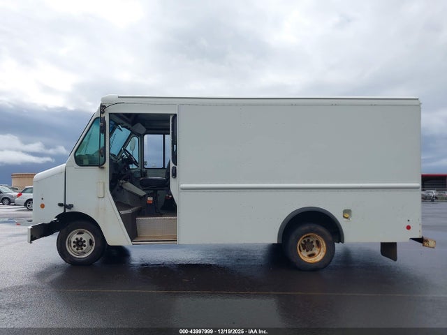 Ford E-350 Stripped 2014 1FC3E3KL3EDB11018 Image 14